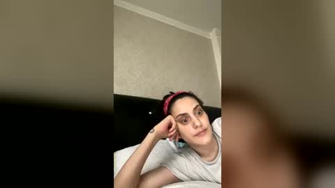 norablues online show from July 12, 3:58 pm