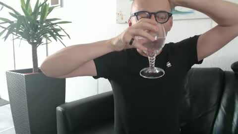 Snapshot of nordicrunner76 chatting on June 11, 10:13 am nordicrunner76 online show from June 11, 10:13 am