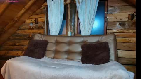 Snapshot of nordikandclem chatting on November 18, 1:00 am Nordik and clementine online show from November 18, 1:00 am