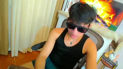 Hi im ariel online show from July 2, 2:56 pm