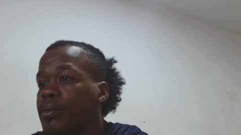 Snapshot of noreno9159 chatting on January 11, 11:48 am noreno9159 online show from January 11, 11:48 am