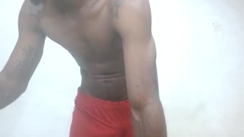 Snapshot of noreno9159 chatting on February 20, 3:03 am noreno9159 online show from February 20, 3:03 am