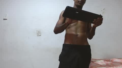 noreno9159 online show from May 9, 4:39 am