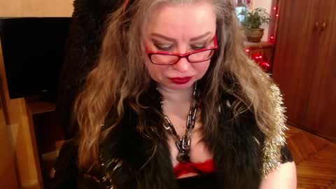 miss Tress online show from January 1, 5:33 am