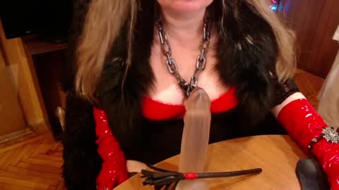 Snapshot of norma_gin chatting on January 7, 10:41 pm miss Tress online show from January 7, 10:41 pm