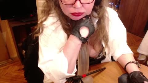 Snapshot of norma_gin chatting on February 13, 5:48 am miss Tress online show from February 13, 5:48 am