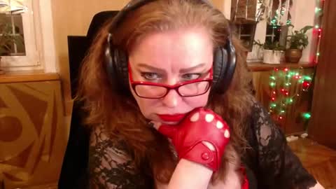 Snapshot of norma_gin chatting on September 28, 9:53 pm miss Tress online show from September 28, 9:53 pm