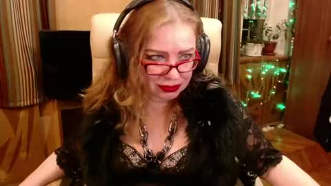 miss Tress online show from June 20, 6:54 pm