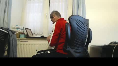 Snapshot of normuc chatting on March 31, 8:59 am Normuc online show from March 31, 8:59 am