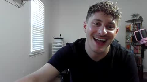 northofsouth_xxx online show from June 24, 12:26 pm