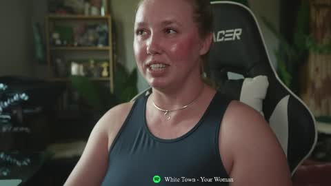 Deven Eden  sometimes Lilith or Eve online show from April 9, 1:05 am