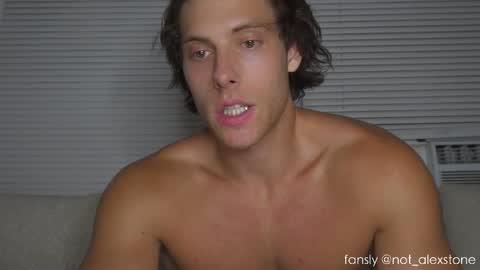 Snapshot of not_alexstone chatting on November 5, 2:22 am not_alexstone online show from November 5, 2:22 am