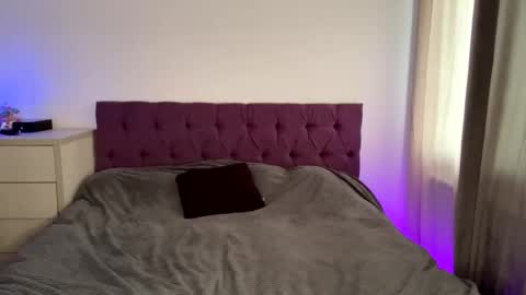 Snapshot of notamericanpie23 chatting on November 9, 8:56 am Tina online show from November 9, 8:56 am