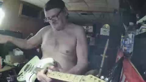 Snapshot of notflamingfart chatting on March 7, 1:13 am notflamingfart online show from March 7, 1:13 am