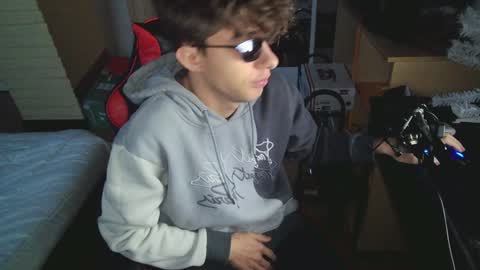 Snapshot of notspace_721128 chatting on January 12, 4:08 pm NotSpace online show from January 12, 4:08 pm