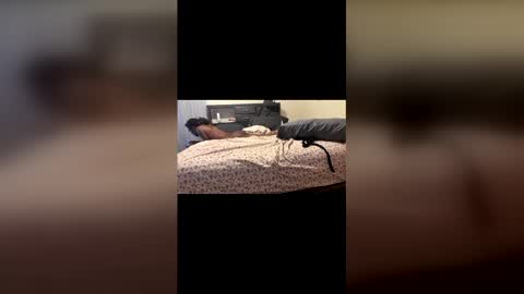 Snapshot of noturaveragemilf chatting on December 2, 10:53 am noturaveragemilf online show from December 2, 10:53 am