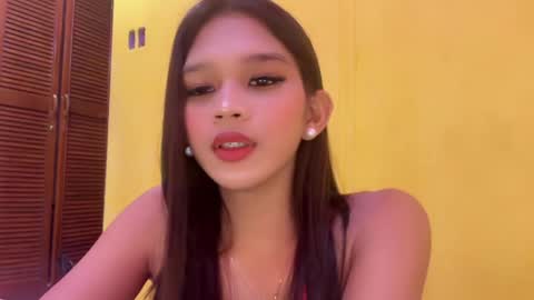 nova_licious online show from May 28, 5:10 pm