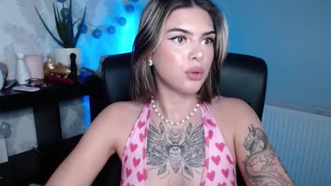 Snapshot of nova_sin chatting on January 15, 7:57 am Nova online show from January 15, 7:57 am