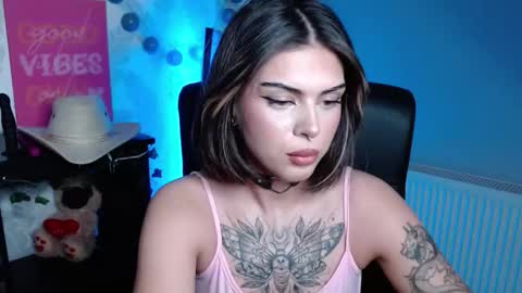 Snapshot of nova_sin chatting on March 5, 7:48 am Nova online show from March 5, 7:48 am