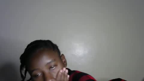 novaah online show from February 5, 1:10 am