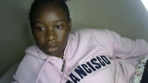 novaah online show from February 22, 8:40 pm