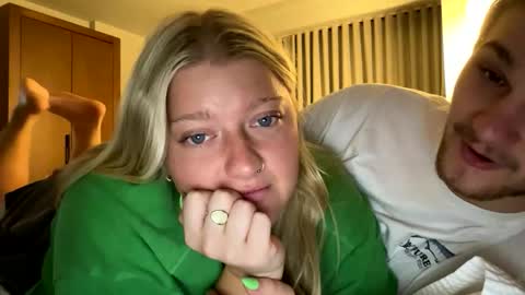 novaandjett online show from March 18, 4:48 am