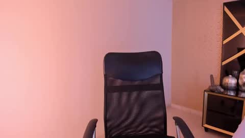 novabeaumont online show from November 20, 9:36 pm