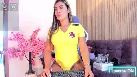 Snapshot of novacox_34 chatting on July 5, 2:24 pm novacox_34 online show from July 5, 2:24 pm