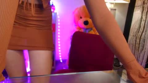 NovaX online show from April 6, 4:21 am