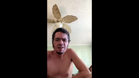 Snapshot of novasociaexperimenc chatting on December 21, 7:32 pm novasociaexperimenc online show from December 21, 7:32 pm