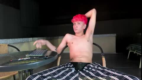 Snapshot of novaybrian chatting on March 8, 8:33 am NovayBrian online show from March 8, 8:33 am