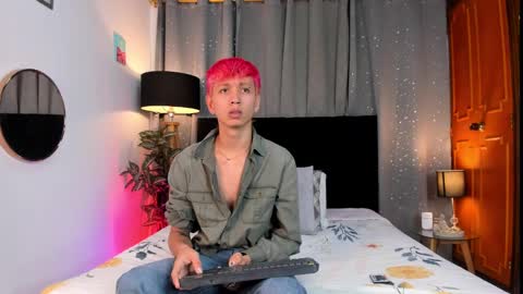 Snapshot of novaybrian chatting on March 10, 4:49 am NovayBrian online show from March 10, 4:49 am