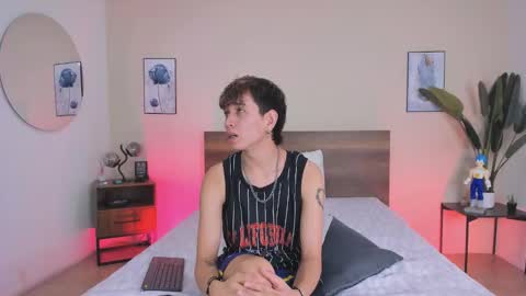 Snapshot of novaybrian chatting on September 14, 11:15 pm NovayBrian online show from September 14, 11:15 pm