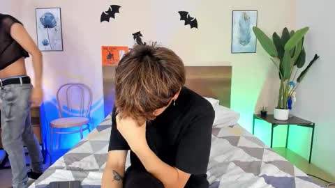 Snapshot of novaybrian chatting on October 20, 4:46 am NovayBrian online show from October 20, 4:46 am