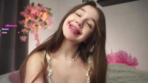 Dina online show from November 21, 1:26 am