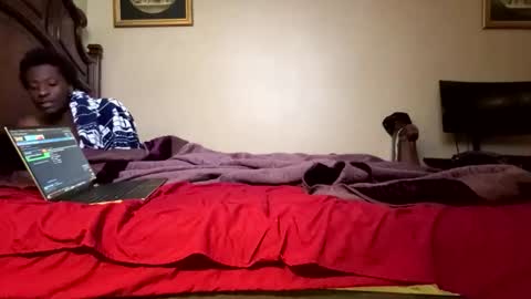 Snapshot of nudenympho chatting on November 17, 11:05 am nudenympho online show from November 17, 11:05 am