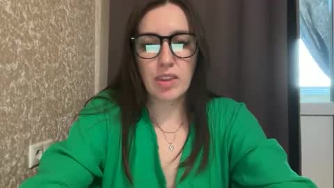 Snapshot of nuitblanche_vibes chatting on October 23, 7:18 am nuitblanche_vibes online show from October 23, 7:18 am