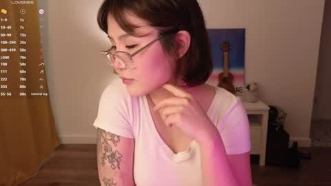 Erica online show from June 22, 2:13 am