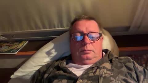 Snapshot of nurod chatting on November 20, 4:45 am nurod online show from November 20, 4:45 am