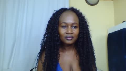 Snapshot of nutgal_ chatting on October 22, 4:40 pm nutgal online show from October 22, 4:40 pm