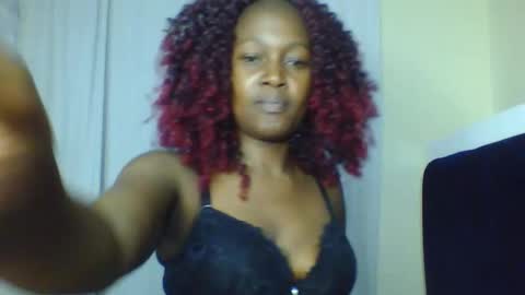 Snapshot of nutgal_ chatting on November 15, 10:34 am nutgal online show from November 15, 10:34 am