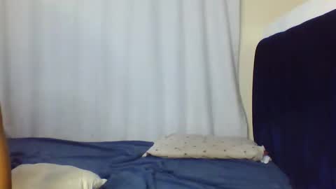 nutgal online show from March 10, 11:37 am