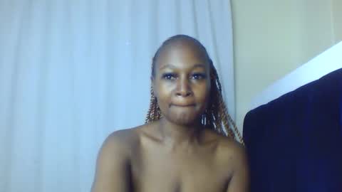 nutgal online show from March 30, 8:26 am