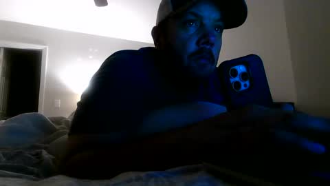 nuttincowboy727272 online show from February 22, 2:24 am