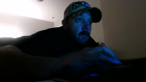 Snapshot of nuttincowboy727272 chatting on April 9, 12:21 am nuttincowboy727272 online show from April 9, 12:21 am