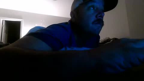 Snapshot of nuttincowboy727272 chatting on April 12, 12:10 pm nuttincowboy727272 online show from April 12, 12:10 pm