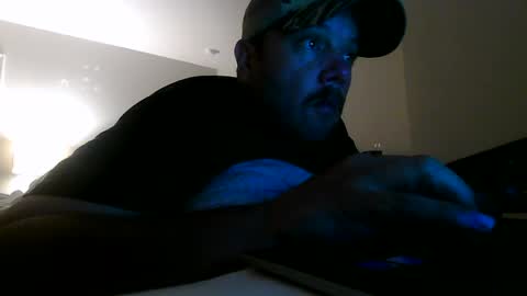 Snapshot of nuttincowboy727272 chatting on May 10, 11:10 pm nuttincowboy727272 online show from May 10, 11:10 pm