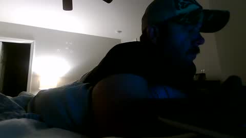 Snapshot of nuttincowboy727272 chatting on May 13, 1:03 am nuttincowboy727272 online show from May 13, 1:03 am