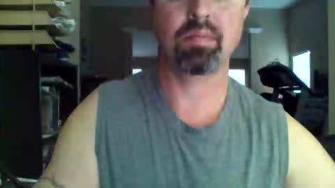 nvrenuff1979 online show from February 8, 1:36 pm