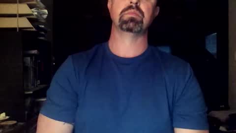 nvrenuff1979 online show from March 9, 11:36 am